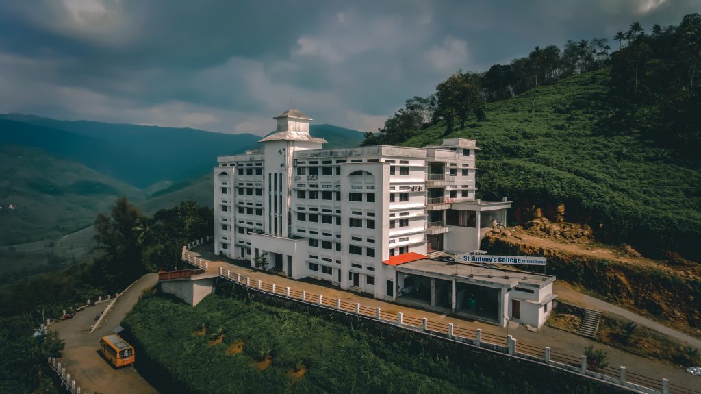 St Antony's College